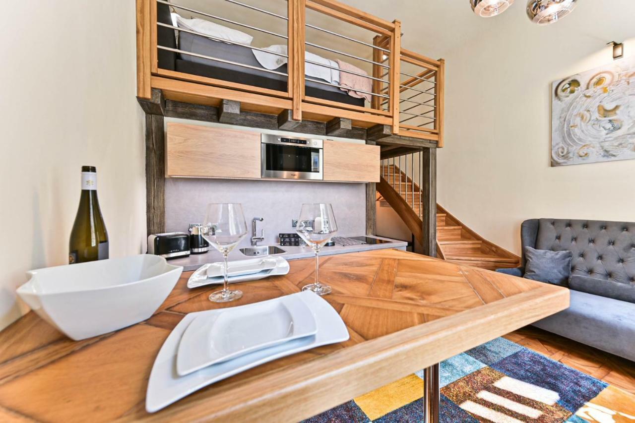 Apartment Nebovidy II - Air Conditioning - Historic City Center Прага Екстер'єр фото